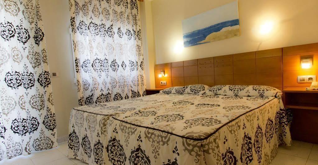 Hotel Costa Azahar 2*